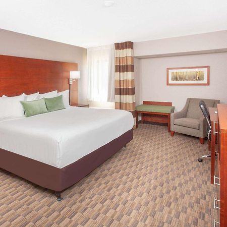 Wyndham Garden Fort Wayne Zewnętrze zdjęcie