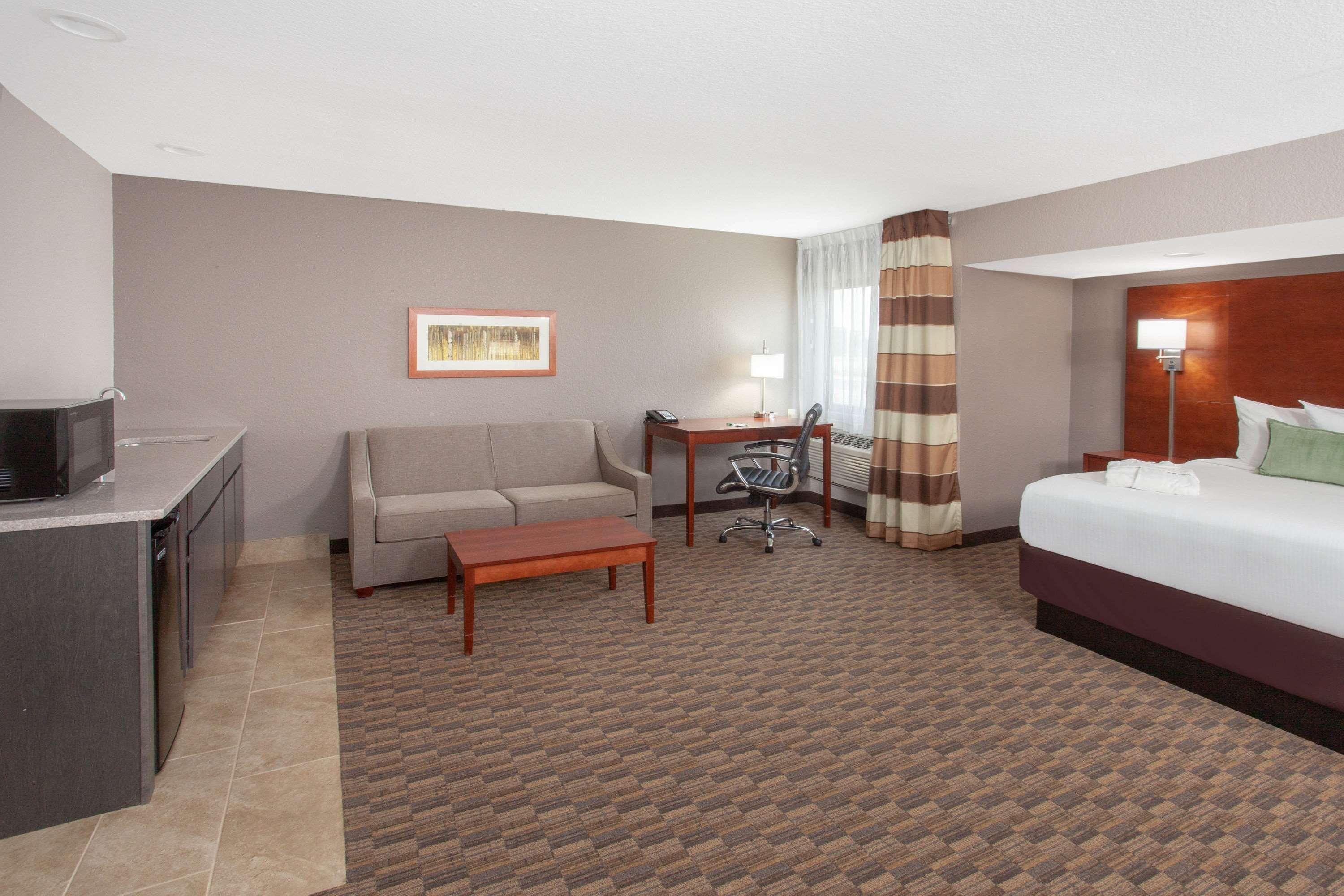 Wyndham Garden Fort Wayne Zewnętrze zdjęcie