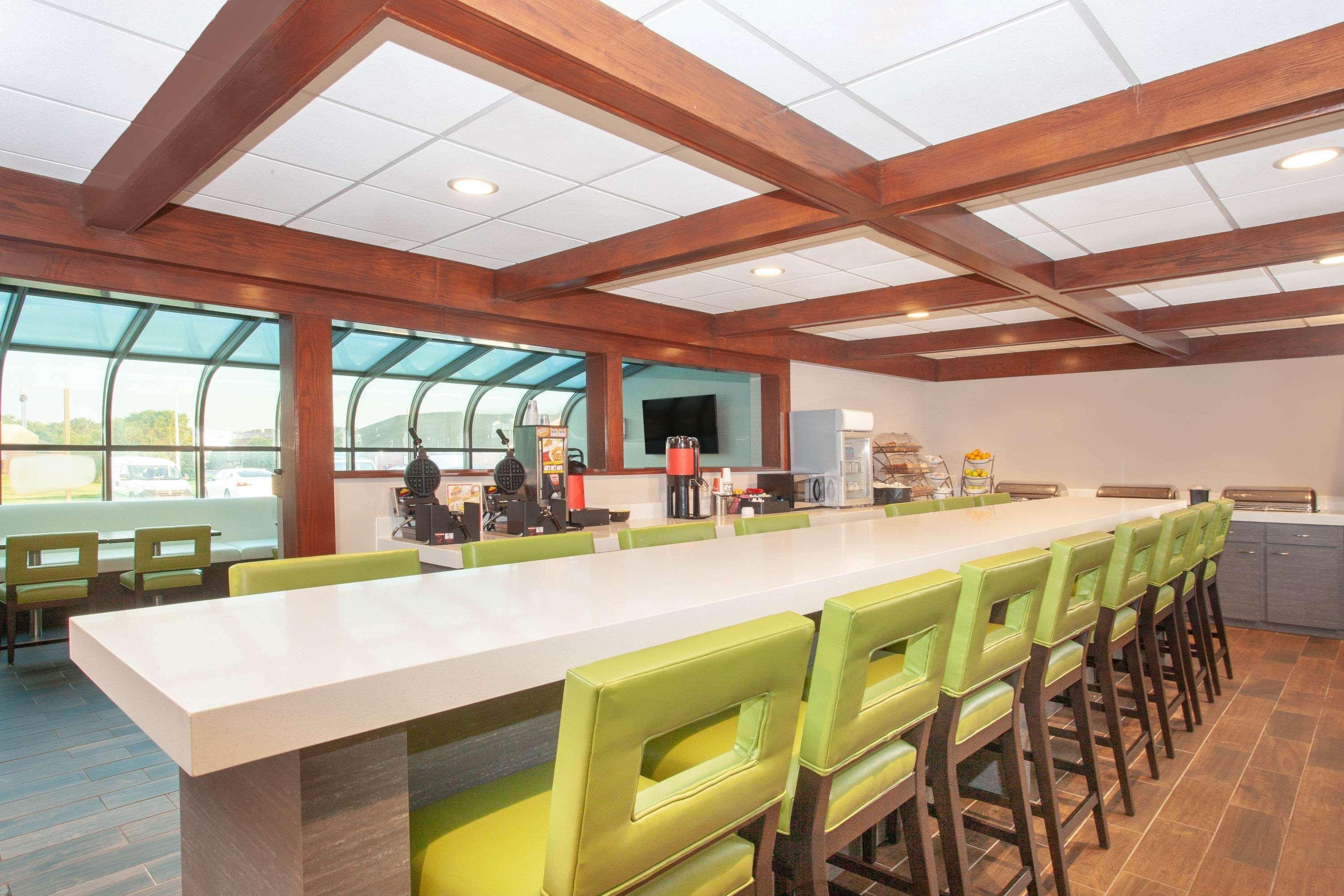 Wyndham Garden Fort Wayne Zewnętrze zdjęcie