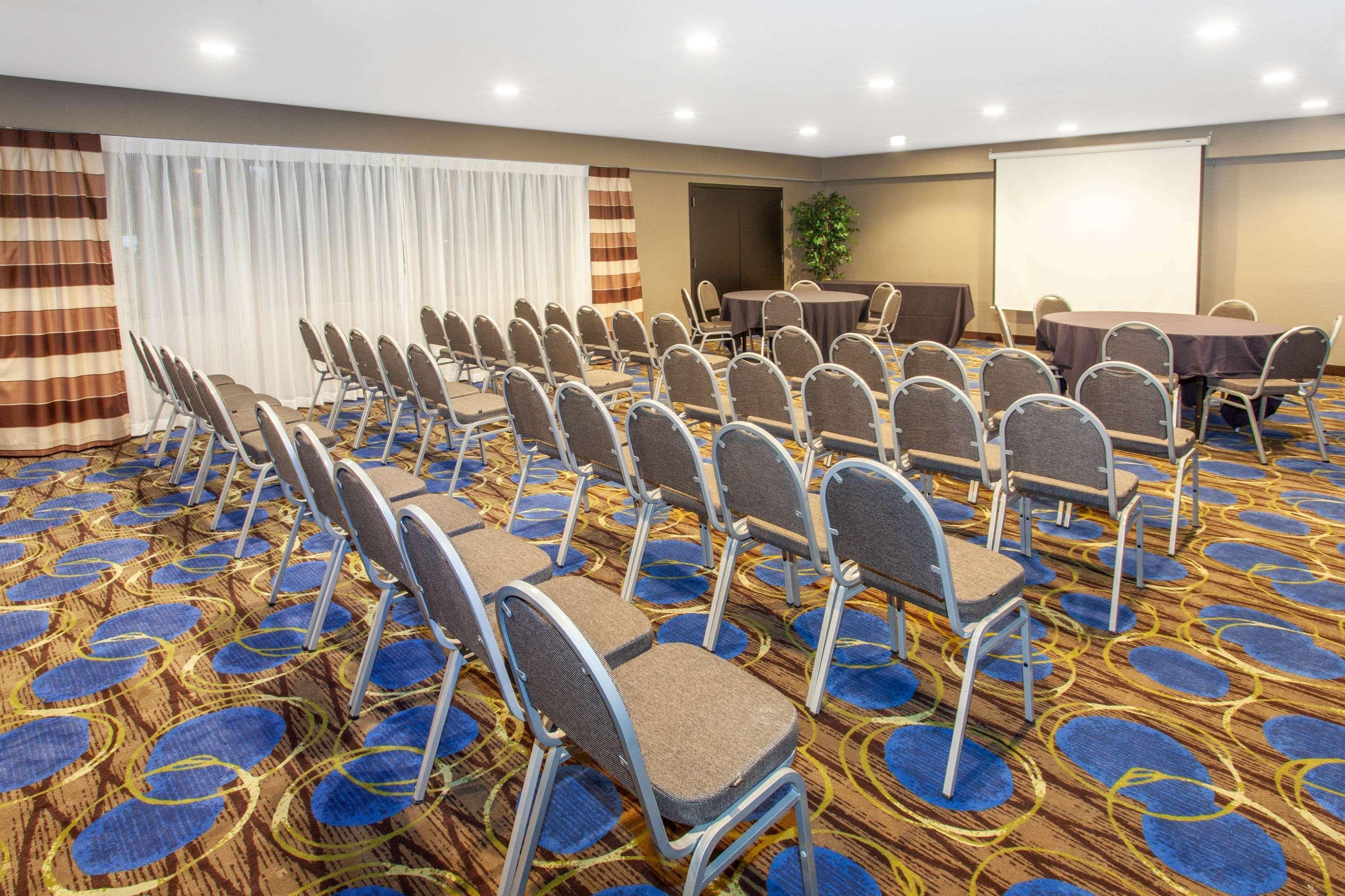 Wyndham Garden Fort Wayne Zewnętrze zdjęcie