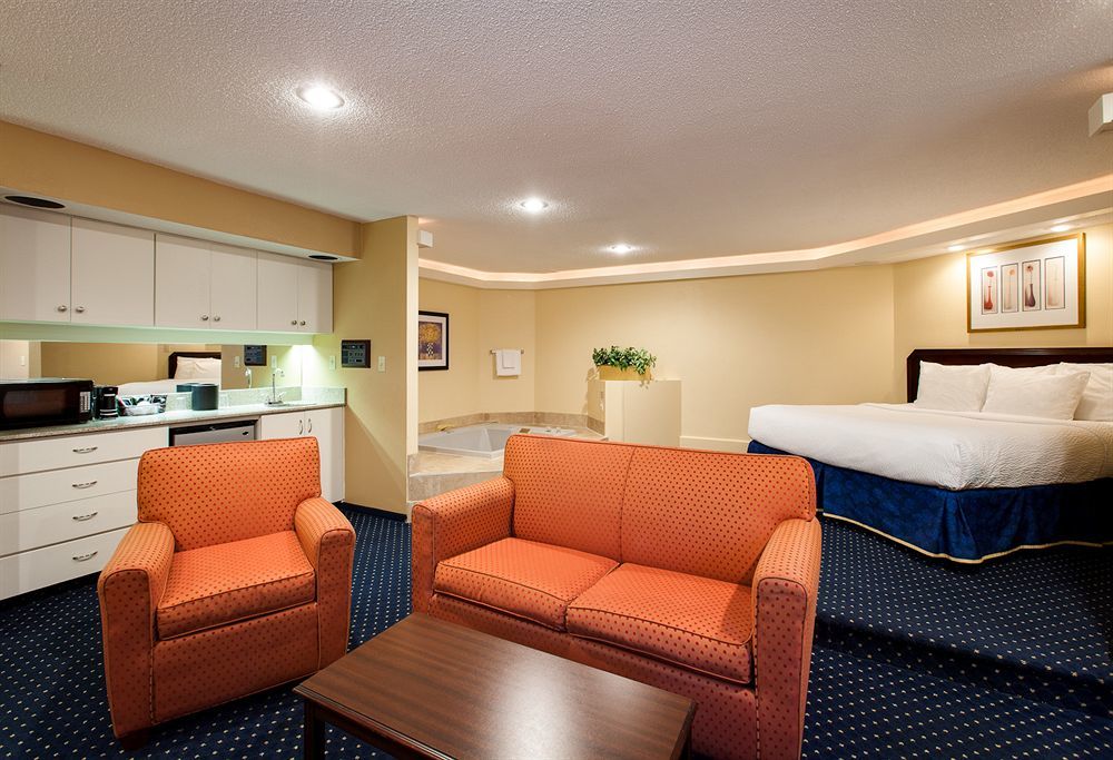 Wyndham Garden Fort Wayne Zewnętrze zdjęcie