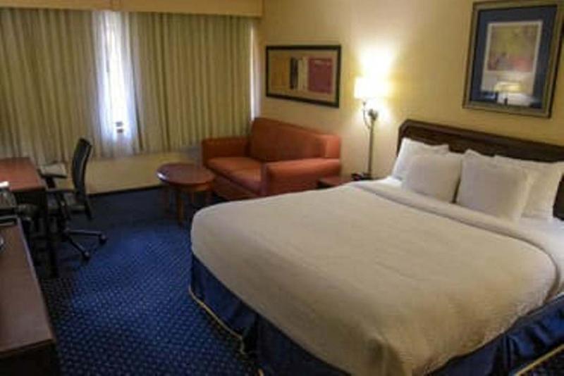 Wyndham Garden Fort Wayne Zewnętrze zdjęcie